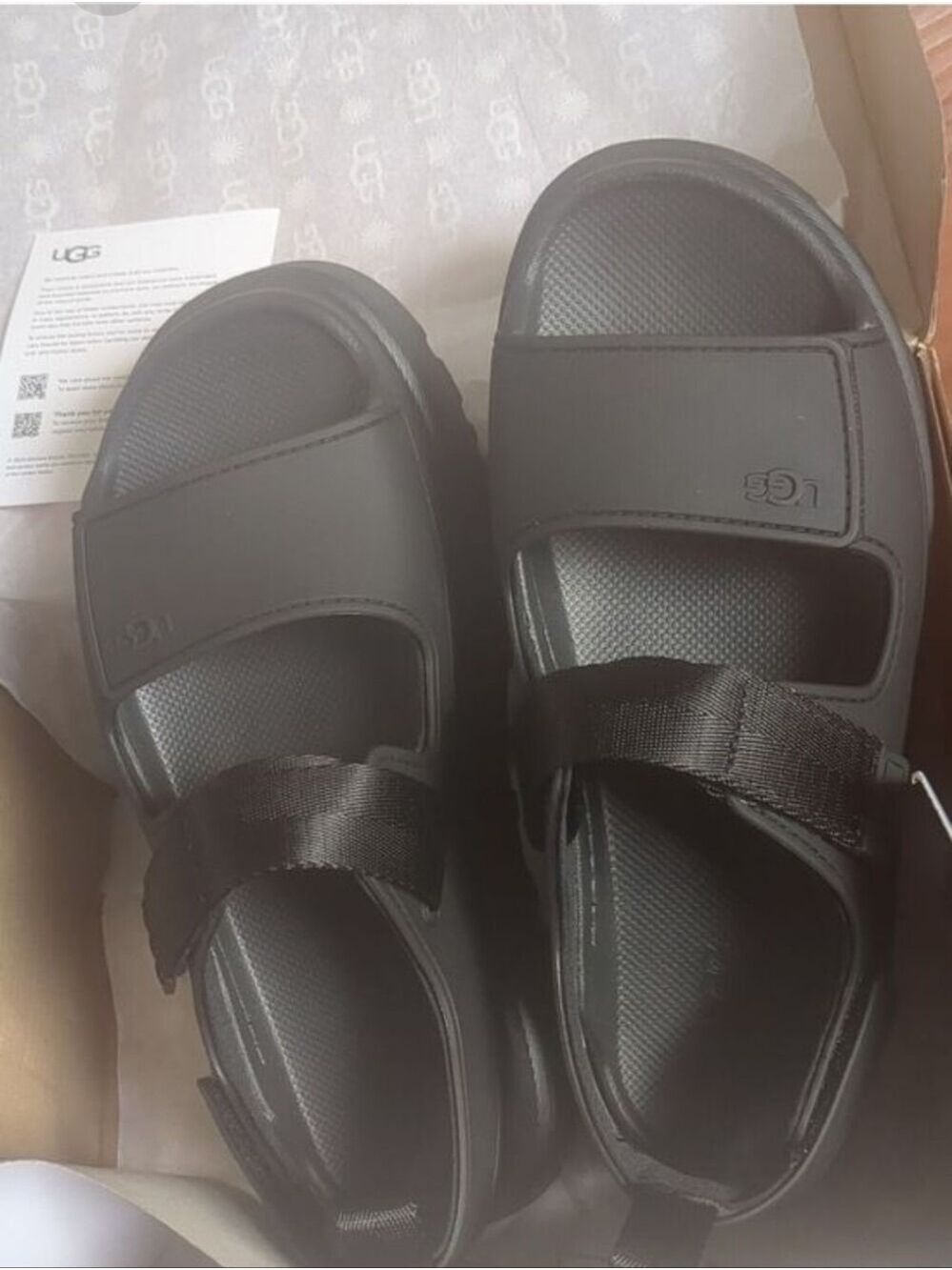 New Ugg Goldenglow Sandals Size 9Color black - Picture 3 of 12